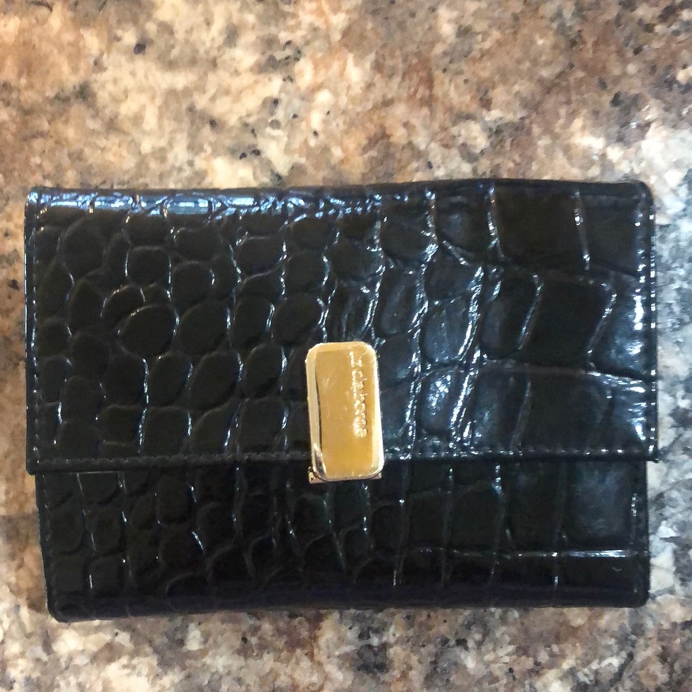 Liz Claiborne wallet